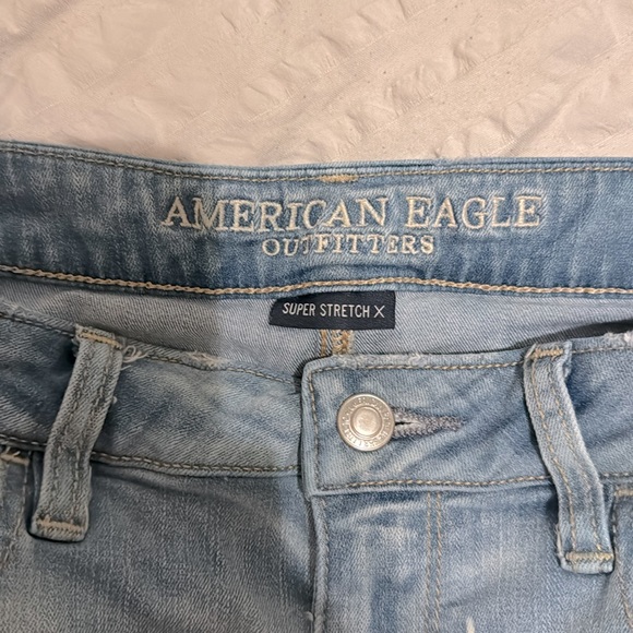 American Eagle Distressed Ripped Jeans Size 12 XLong - Picture 11 of 14